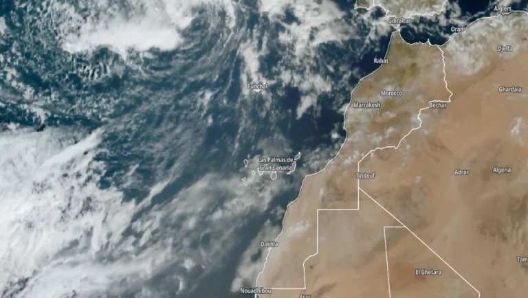 تقلبات جوية مفاجئة بالمغرب.. أمطار بالشمال ورياح قوية وانخفاض في الحرارة